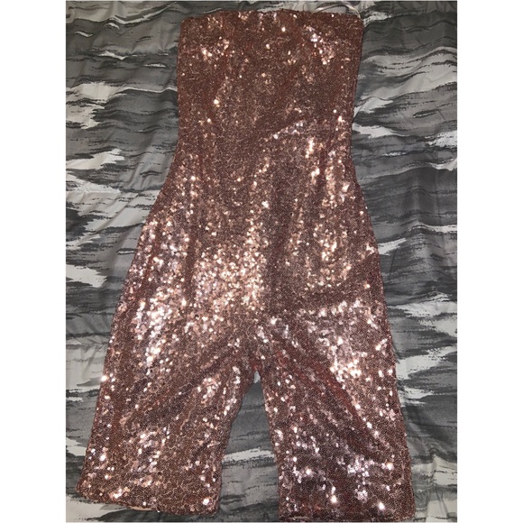 Fashion nova Kylie Jenner romper - Picture 1 of 2